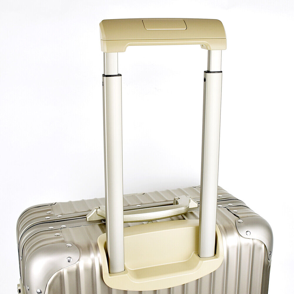 Rimowa Topas Titanium 45L 4 Wheels 923.56.03.4 Inspection Rimowa Topas Titanium 45L 4 Wheels 923.56.03.4 Inspection