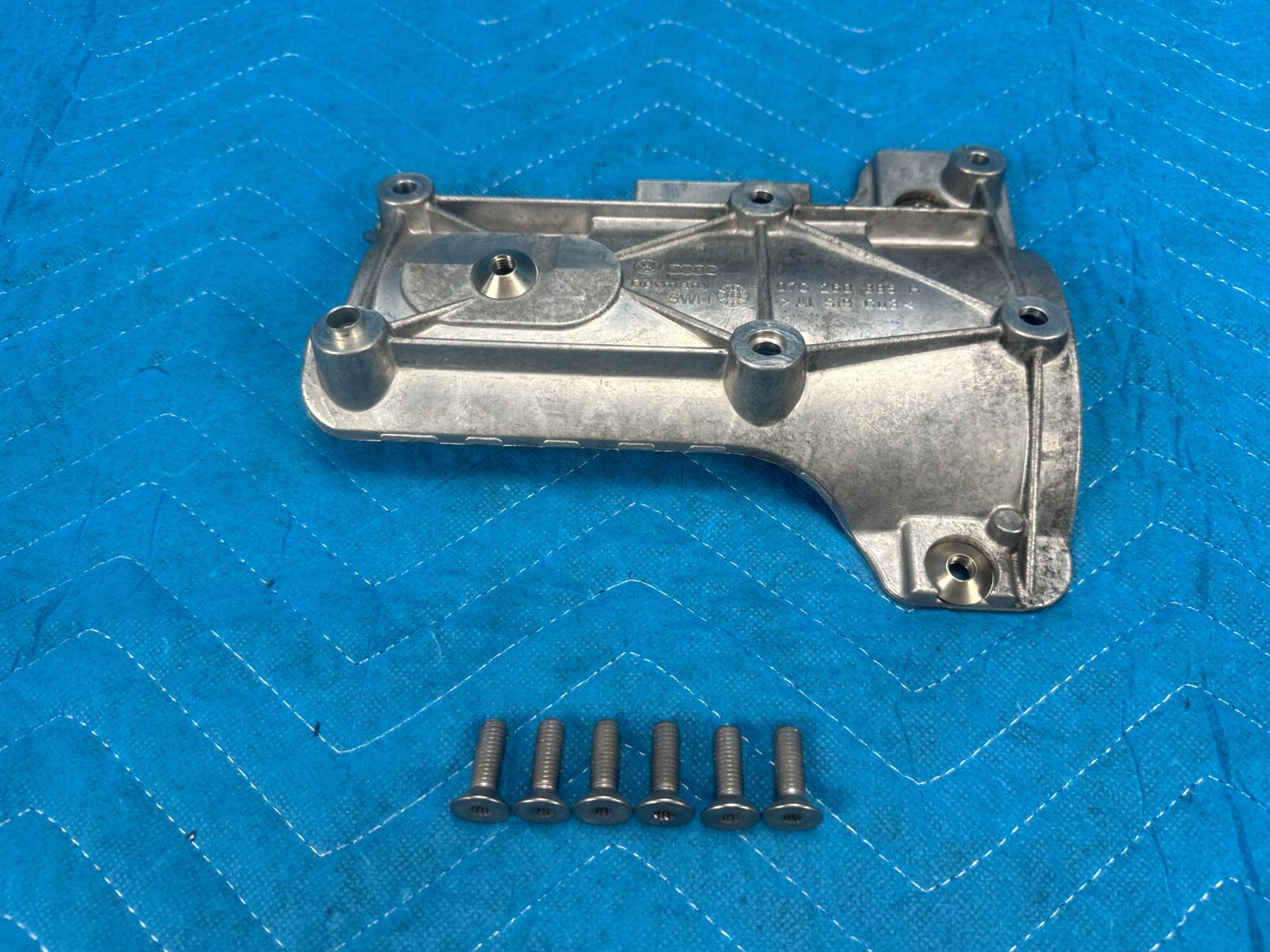 Bentley Continental Flying Spur A/C Compressor Mount Bracket 29k 2006-2012 OEM