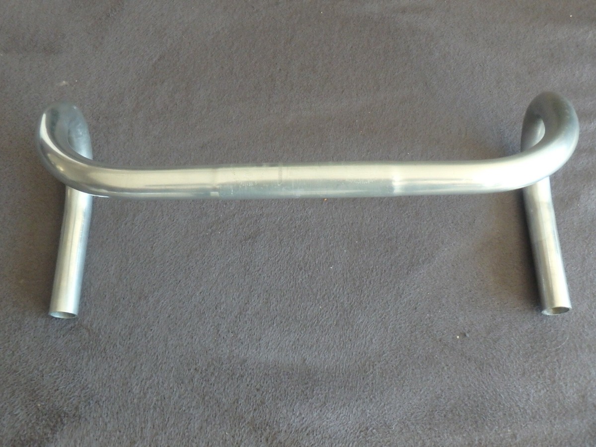 CINTRE BELLERI/ GUIDON Belleri / Drop Handlebar 42cc 25.4 Potence 105