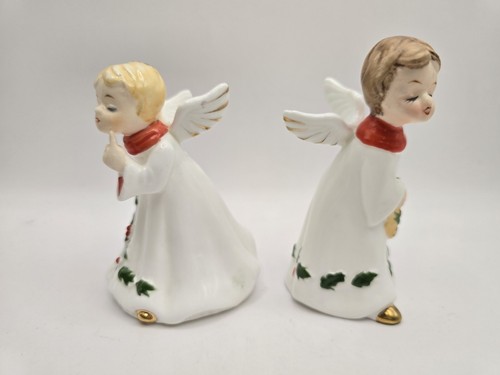 Enesco Kissing Angels Holly Wreath 4.25" Vintage Christmas Set of 2 Boy Girl - Picture 2 of 9