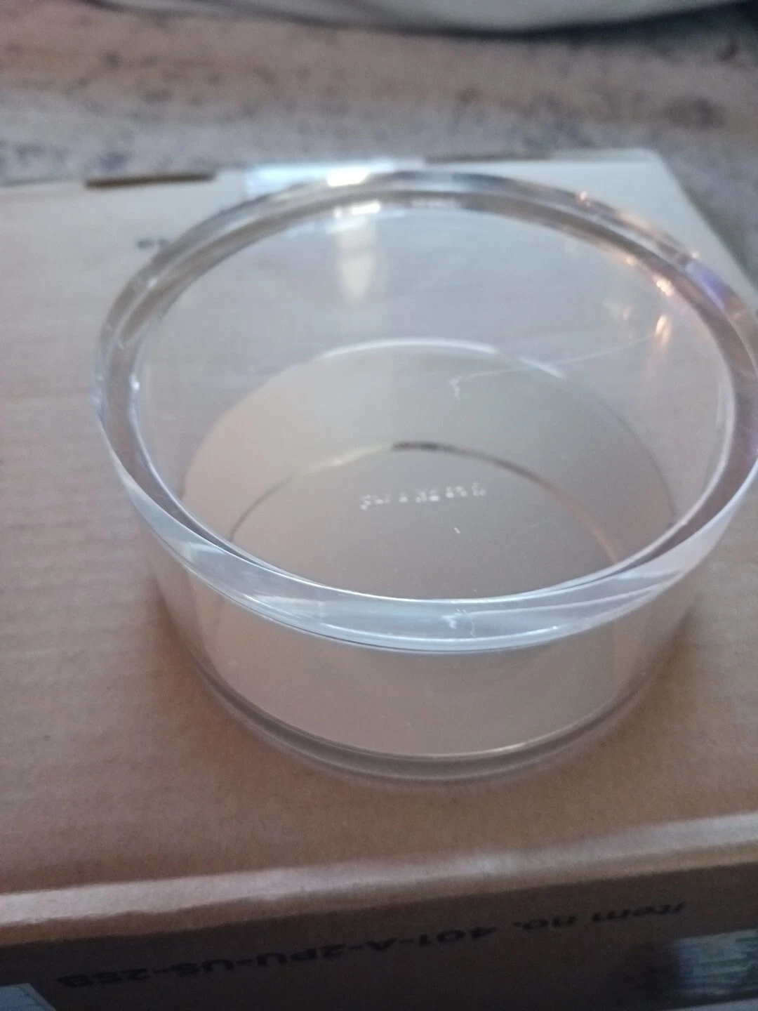 "KATE SPADE Scatola Gioielli Rotonda Lucite "METTICI UN COPERCHIO"