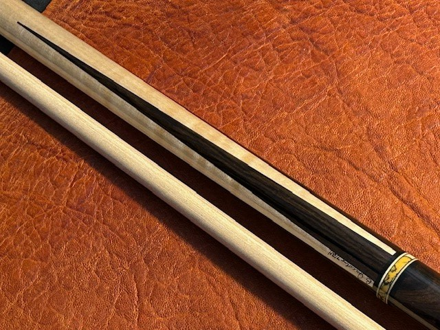 Jacoby Pool Cue With Jacoby Edge Ultra Pro Hybrid Shaft Model 0724