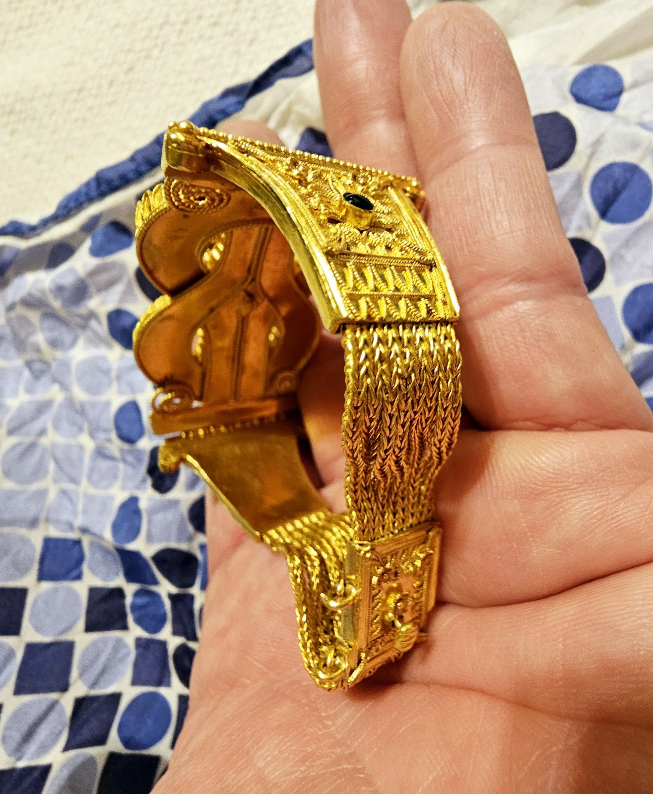 22kt Solid Yellow Gold Heavy Hinged Solid Link Br… - image 16