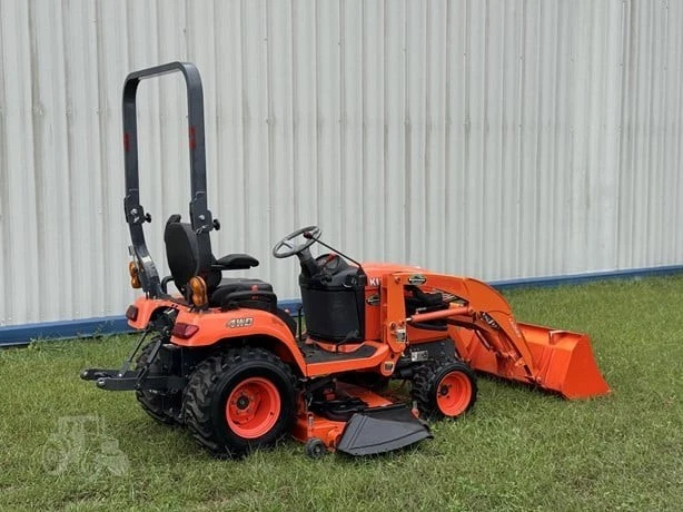 Kubota BX2670 2014 tractor con cargador Foto 2 de 4