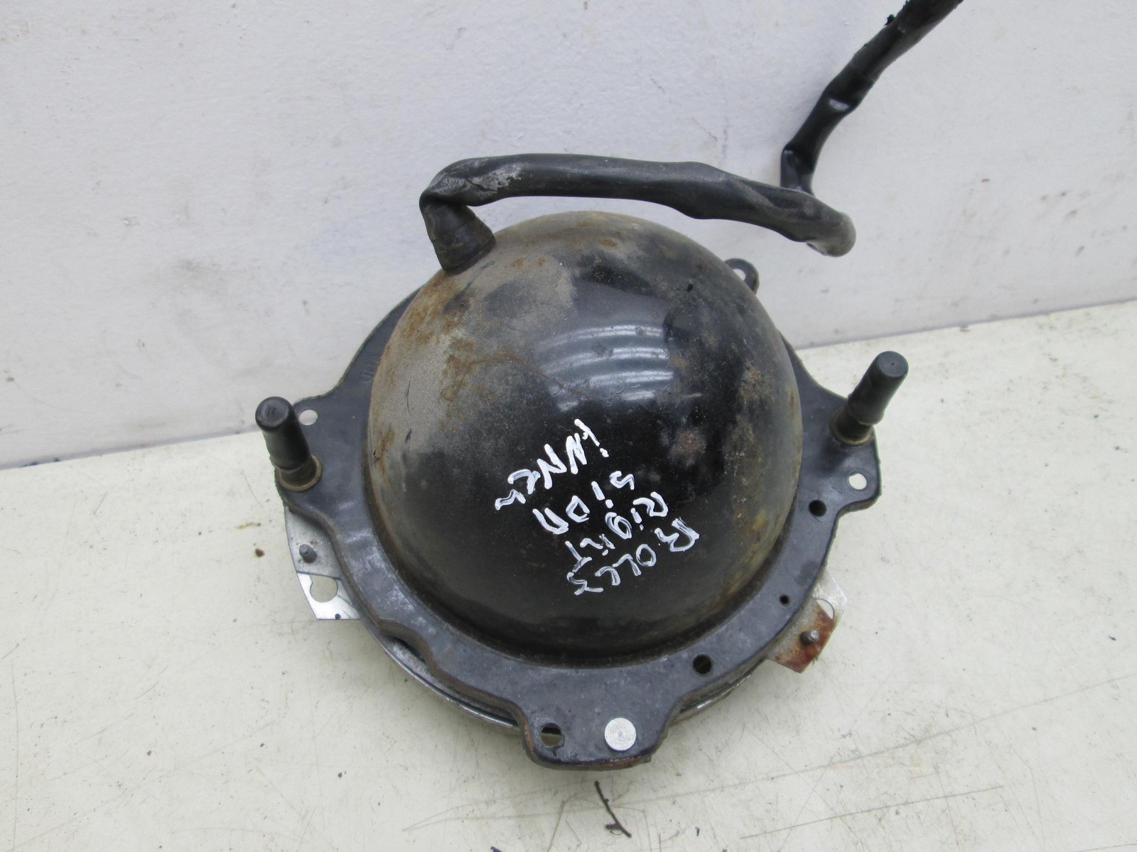 Rolls Royce Silver Shadow T1 65-80 right inner head light (USED)