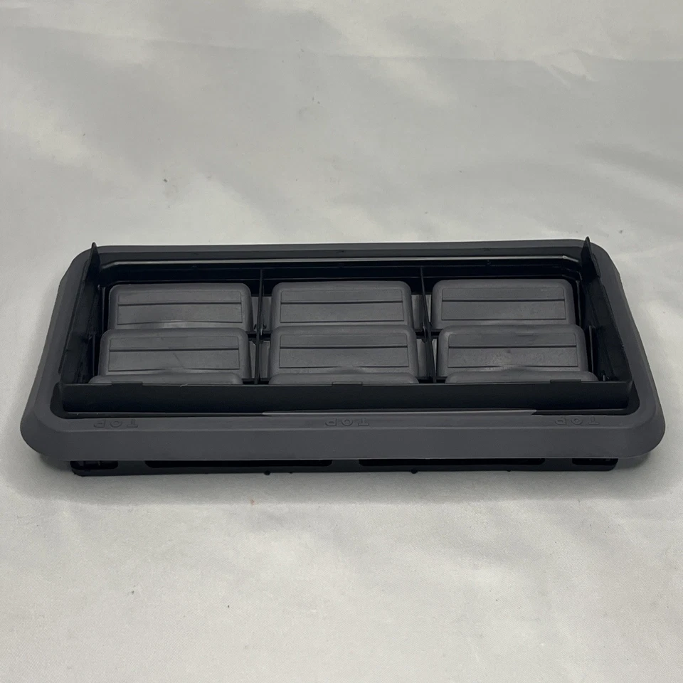 Genuine Mopar Bodyside Aperture Exhauster 5058636AD Brand New - Image 3 of 4