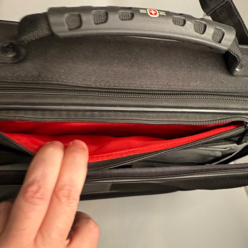 Wenger Swiss Laptop Shoulder Bag Briefcase Carry-On 15.6" Computer Case Black- - Afbeelding 6 van 15