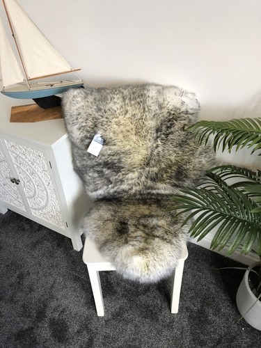 Ivory Grey Sheepskin Rug Tips - REAL AUSTRALIAN GENUINE Grey Woolmark Wolf Tip - Picture 8 of 19