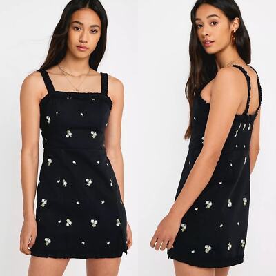 Sz Sm $88 URBAN OUTFITTERS Wren Floral Ruffle Mini Dress | eBay