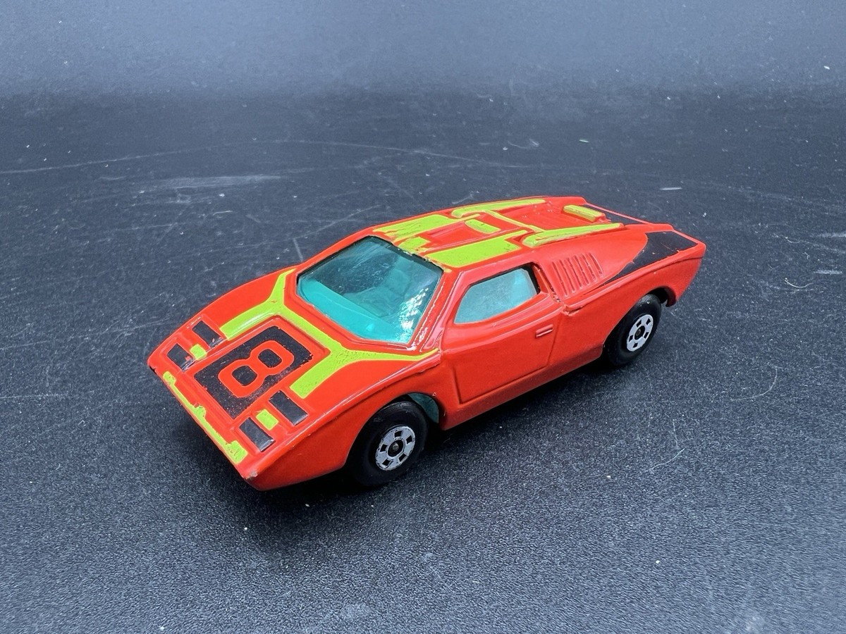 Matchbox Lamborghini Countach Orange No 27 Superfast LEsney
