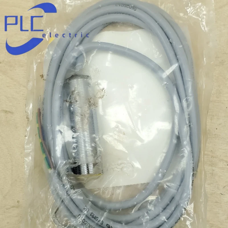 TURCK BI5-G18-AZ3X Inductive sensor proximity switch brand new free shipping - Image 2 of 3