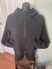 Women  s LULULEMON Black Crop Hoodie 70/30 cotton/poly Full zip, M/L