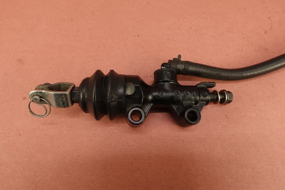 Harley-Davidson Sportster 1200 XL1200L 2007-2012 cilindro maestro de freno trasero Foto 3 de 4