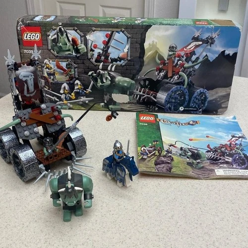 LEGO Castle  7038   Troll Attack    With Instructions and Original Box   Partial