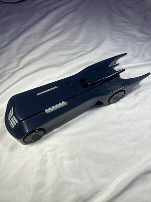NJ Croce 2016 BATMOBILE 1:24 scale BATMAN The Animated Series DC