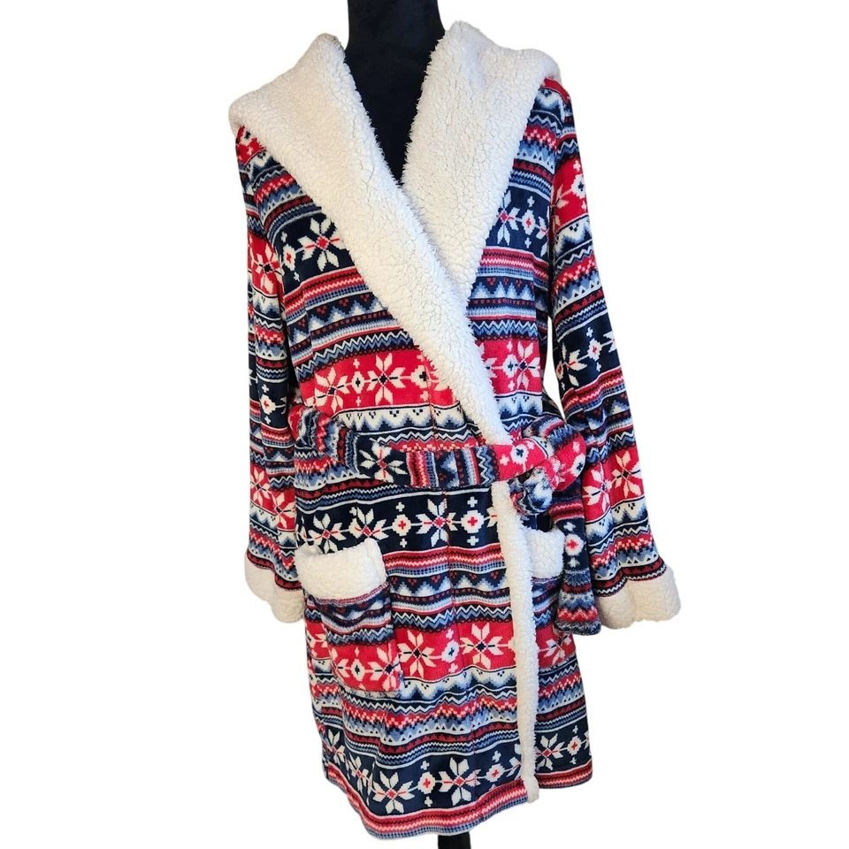 Cálido y acogedor Secret Treasures L/G albornoz polar con capucha con patrones festivos Foto 3 de 4