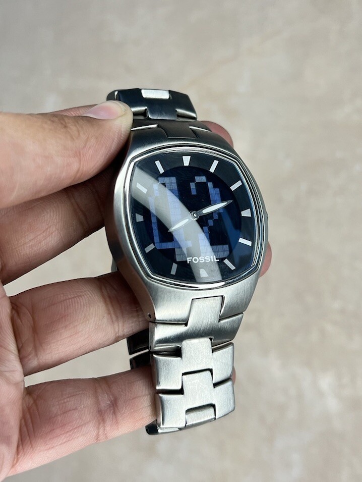 ジャンク FOSSIL BIG TIC A2090 SUPER RARE y2k FOSSIL Big Tic Kanji Peace Watch, JR-8084