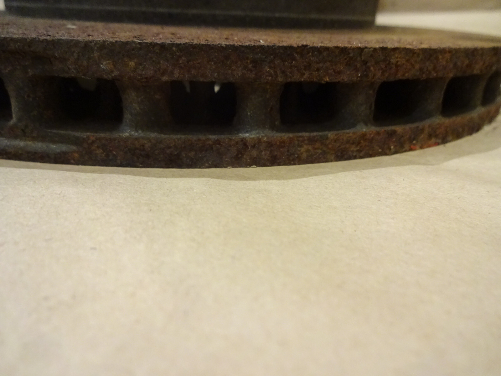 Maserati 4200 Coupe/Spyder - Rear Brake Disc USED - P/N 192996