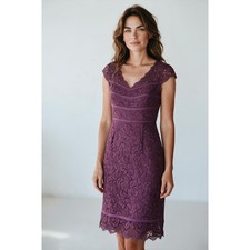 Adrianna Papell Plum Purple Lace V-Neck Cap Sleeve Cocktail Dress US 10