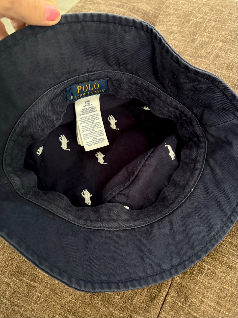 Polo Ralph Lauren cappello a secchiello pony ricamato allover bianco navy L XL
