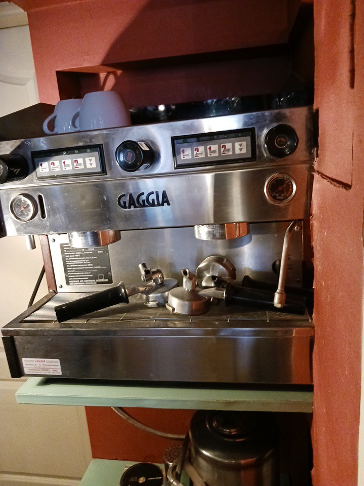 Gaggia Gastronomie Espressomaschine Siebträgermaschine+ Espressomühle