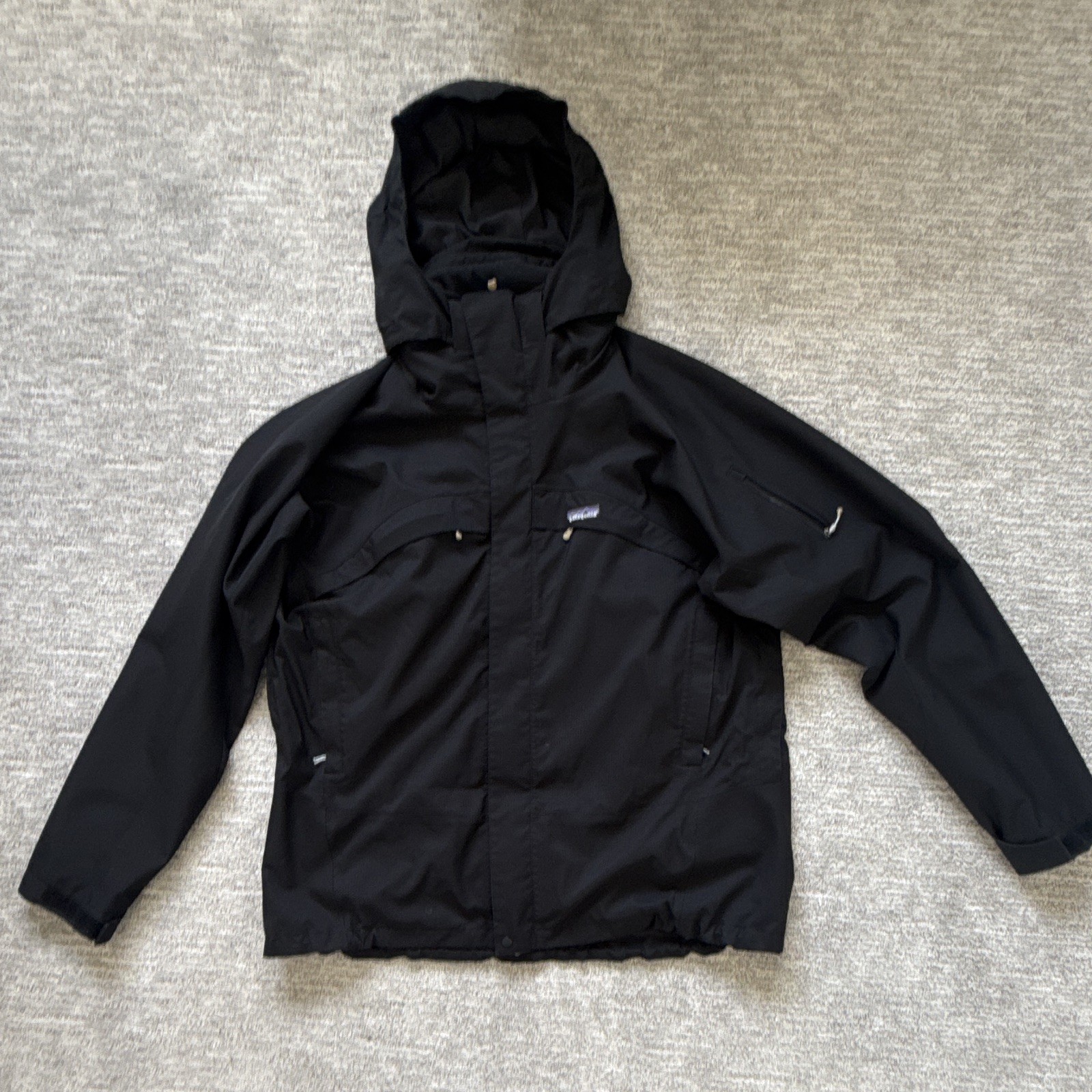 Patagonia Men's XL Black Hooded Full Zip Ski/Snowboard Jacket Shell