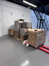 Job Lot Wine & Champagne Bottle Boxes with Inflatables – Clearance Sale