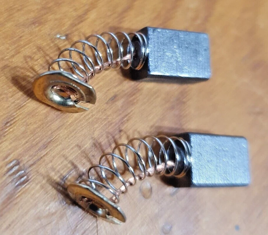 2x Spazzole Di Carbone Per Motore 6 X 9 X 12 Mm Compatibili Con Utensili Elettrici Hp2033 Hp2040 Hp2041 Hp2042 Hp2051 Hp2051 F 88807337 - Foto 7