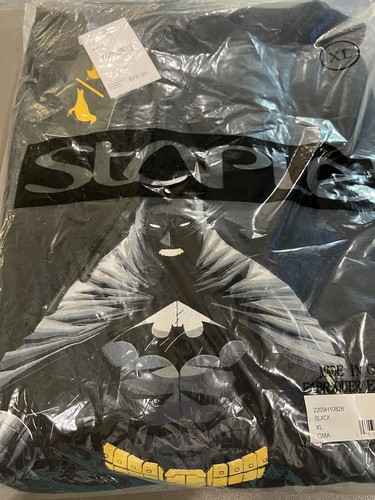 Staple Pigeon X Batman Black Sweatshirt XL Brand New Sold Out - Picture 2 of 5