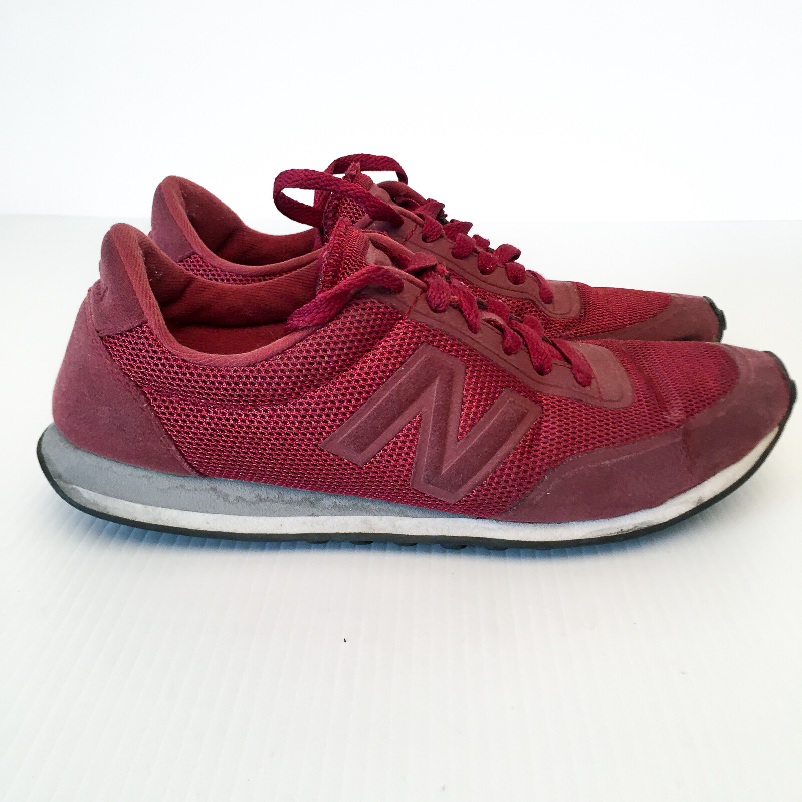 vintage style running shoes