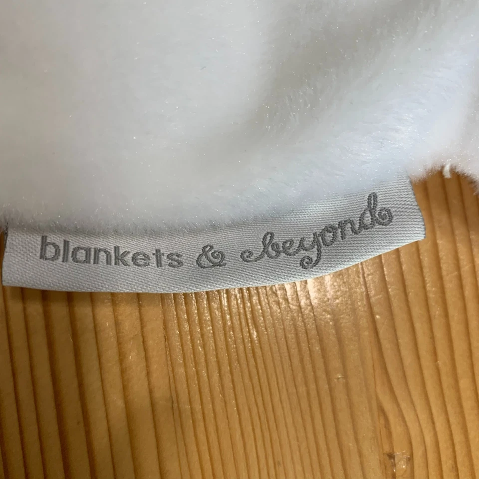 Mantas y más allá de mi primera marioneta cachorro peluche blanco Foto 4 de 4