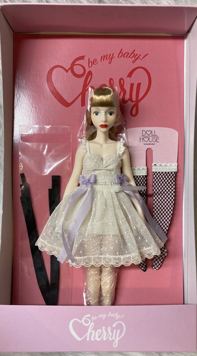 Odani Miyuki Doll Be My Baby! Cherry Red Lipstick Osaka PLAYROOM 