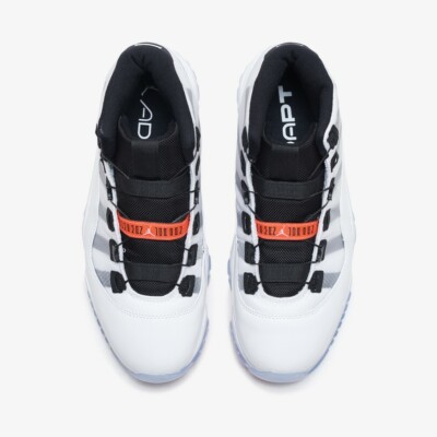 Nike Air Jordan 11 ホワイト/ブラック 9 Air Jordan 11 ホワイト/ブラック/ゴールド