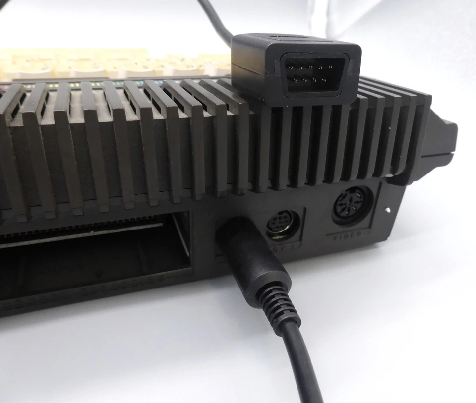 Commodore C16 / C116 / Plus 4 .  Joystick Adapter - Bild 3 von 4