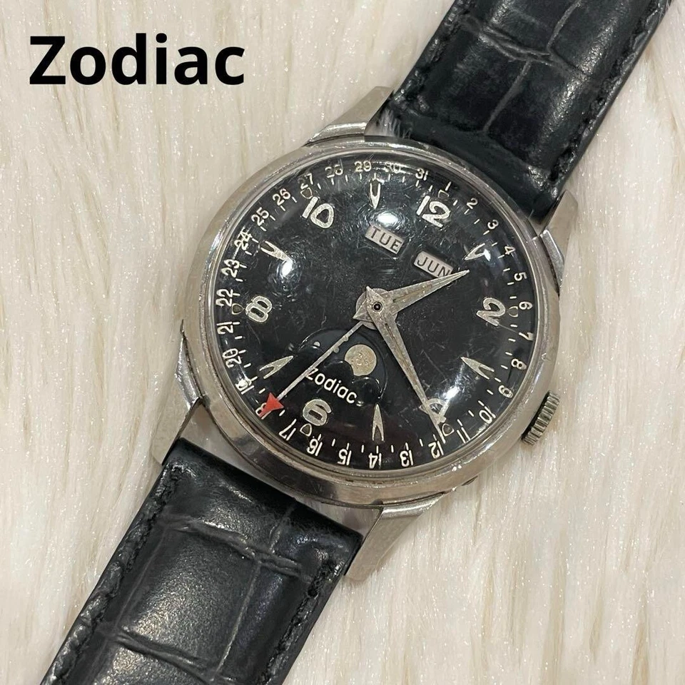 Zodiac Manual Wind Watch Moonphase 33mm Antique Rare - Image 3 of 4