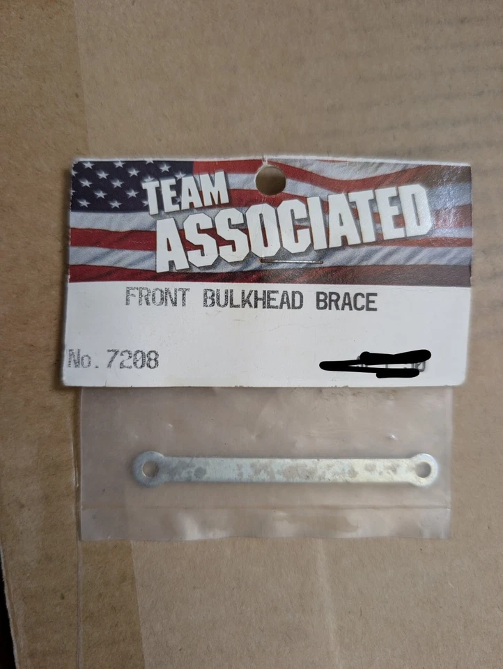 Team Associated Front Bulkhead Brace  - Image 2 of 2