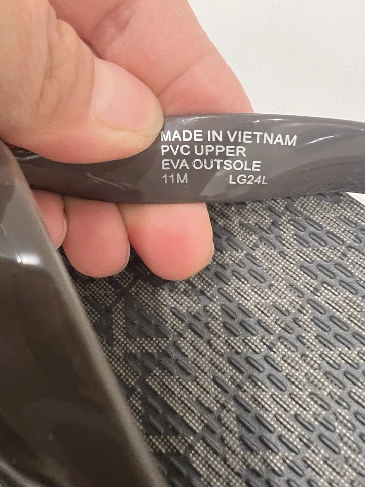 Michael Kors Women’s Sz 11 NEW  Flip Flops - Image 3 of 4