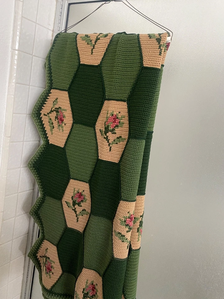 Manta de Colección Crochet Patchwork o Afgano "Jardín de Flores de la Abuela" Verde Foto 3 de 4