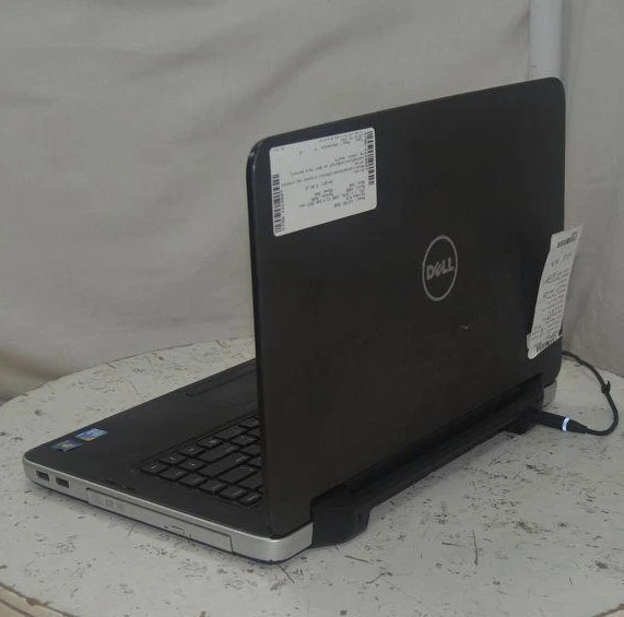 Laptop Dell Vostro 1540 15.6" Intel Core i3 M 380 2.5GHz 4GB 500GB VER NOTAS  Foto 4 de 4