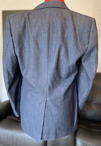 Vintage Burberrys’ Blazer Sport Coat Men 40R Gray Plaid 2 Button 100% Wool - Picture 2 of 10