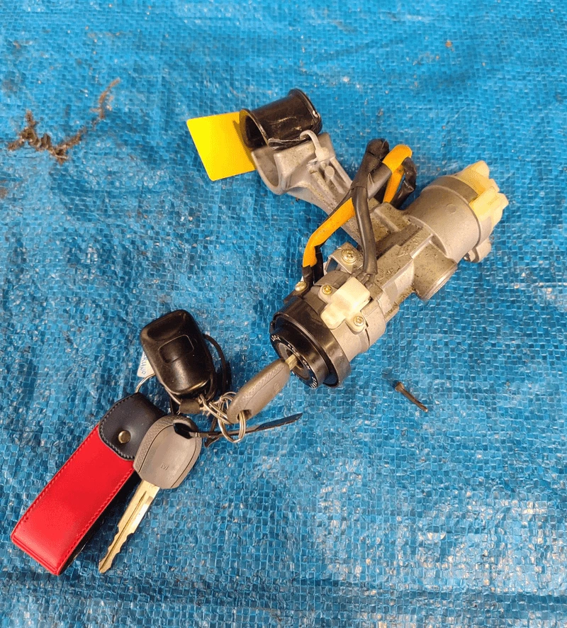 Commutatore avviamento e bloccasterzo  KIA SPORTAGE 2a Serie 2.0 16V SUV - Immagine 2 di 4