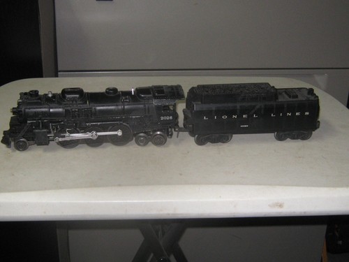 Vintage Lionel O gauge 2026 2-6-4 with tender, good runner NR