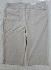 NEW Chico  s So Slimming Brigitte Tan Beige Capri Pants SZ/3 Pull-On NWT 69