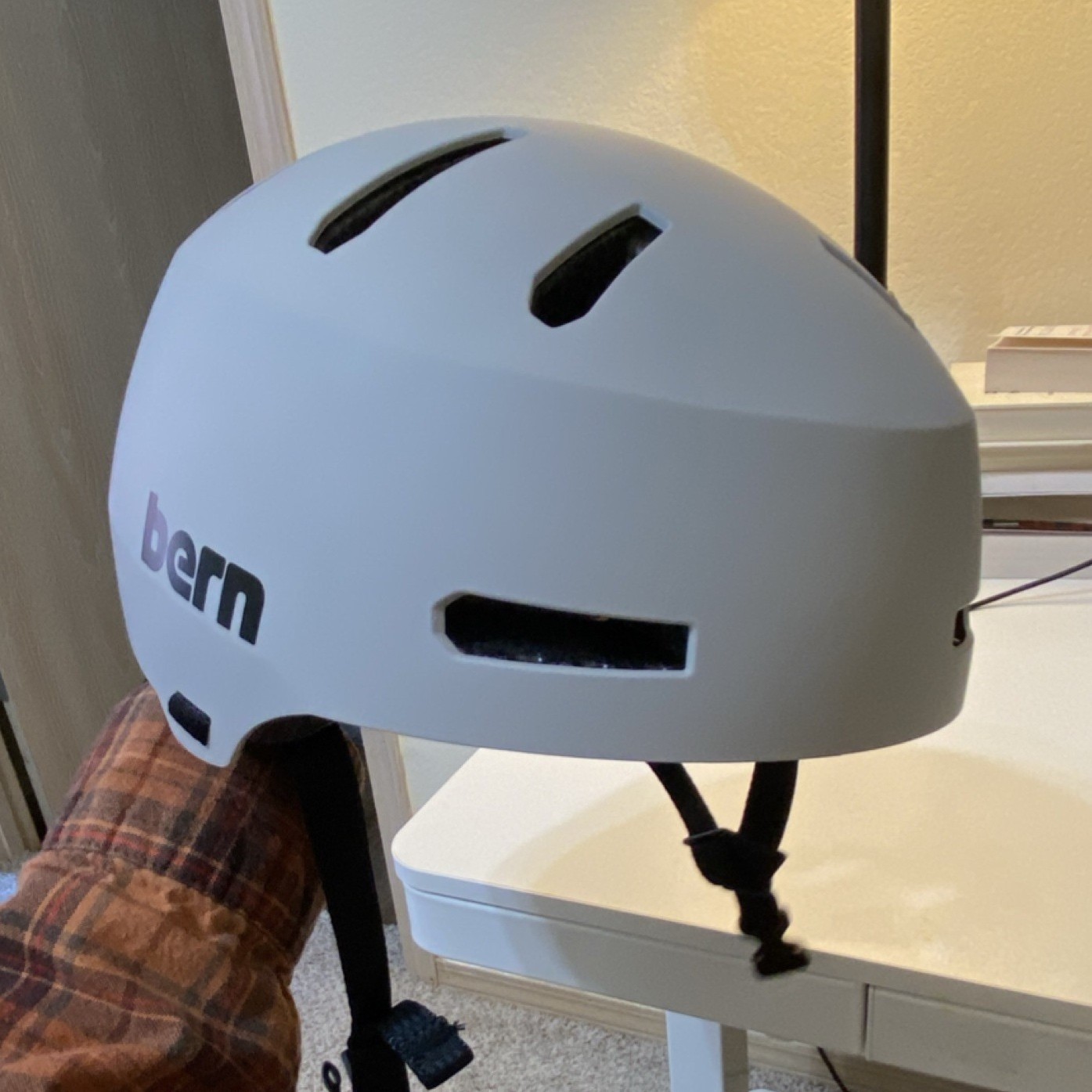 Bern Macon 2.0 MIPS Skateboarding Helmet Medium Gray