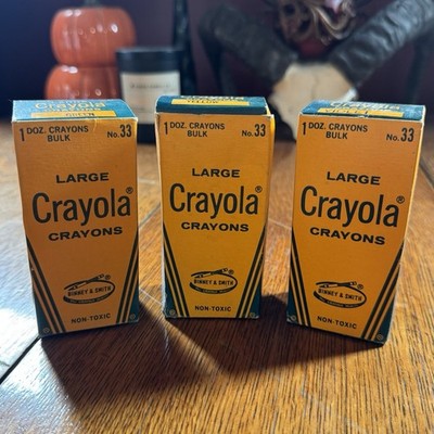 Lot Of 3 Vintage Crayola No. 33 Crayons Boxes Yellow Green Violet (Purple)