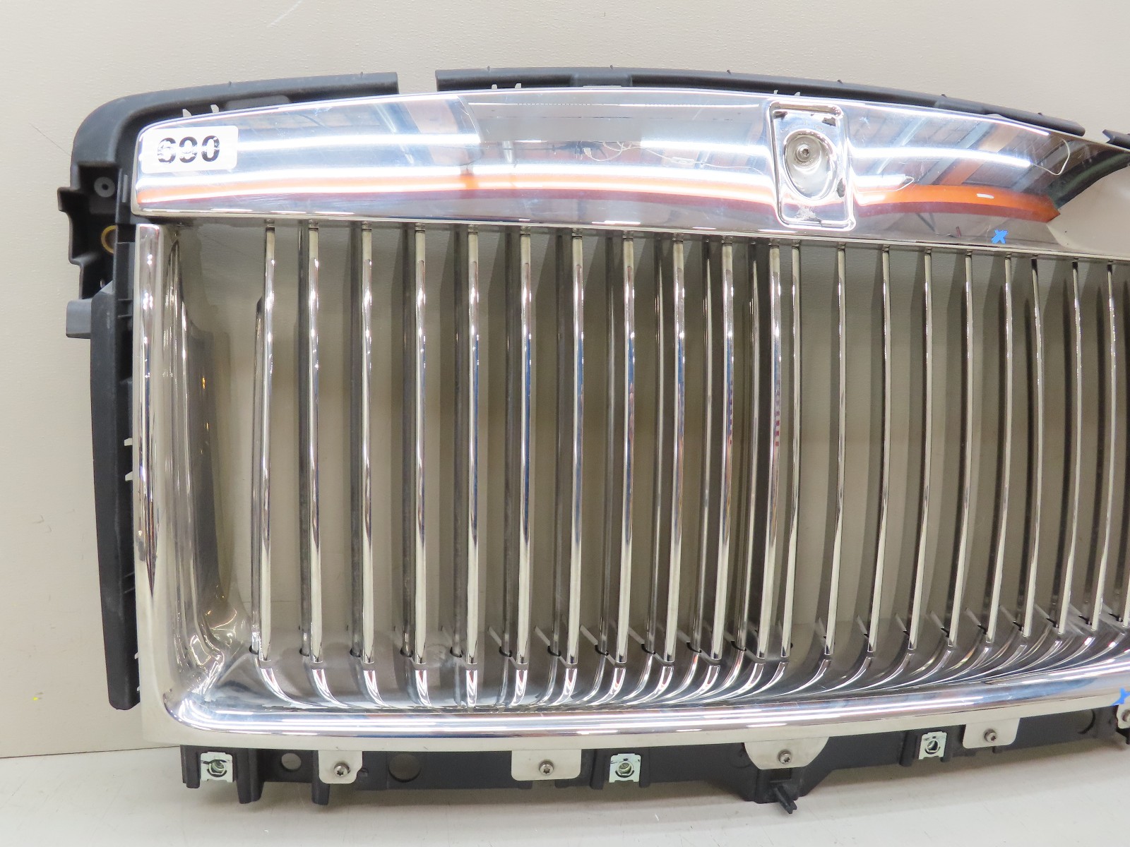 Rolls-Royce Ghost 2010-2014 Front Bumper grille Chrome P/N 7234938