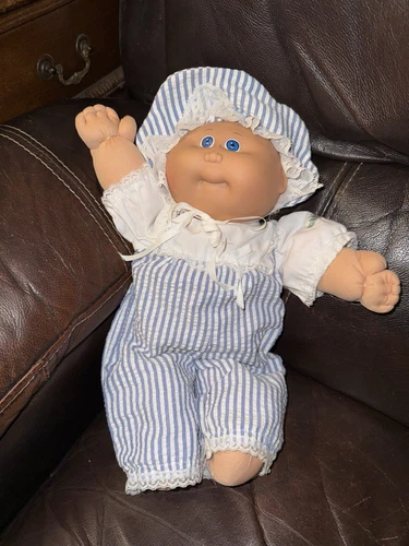 Vtg Cabbage Patch Premie Baby Doll 1985 Coleco Blue Eyes Bald