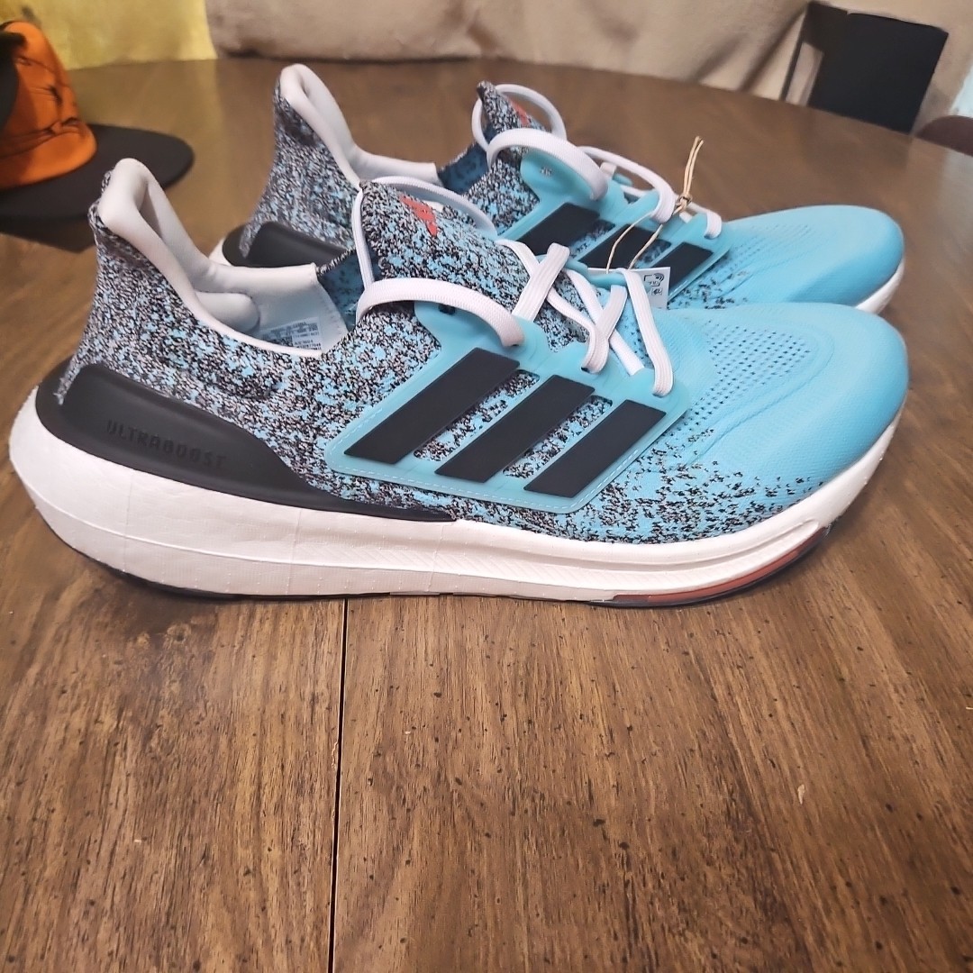 SAOLA Scarpe da corsa Adidas Ultraboost Light Light Aqua Blue IE1694 da uomo taglia 12 5