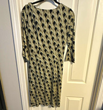 Black/White/Gray Geometric Sheath Dress Crew Neck 3/4 Sleeve Knee M Poly Size 6