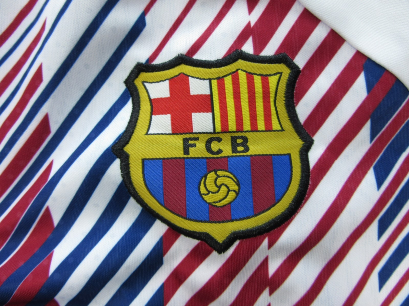 Nike FC Barcelona Tracksuit Boys Youth Sz. Small 1/4 Zip Top & Pants White Blue image 5